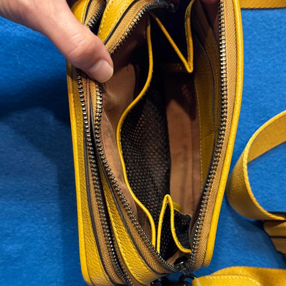 Coach Mustard Yellow Crossbody Bag with Skull Coin Pouch - Picture 8 of 11